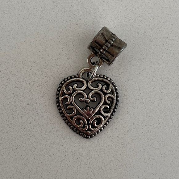 CHARMS Unsigned Lot of 5 Silver Tone Metal Shapes Heart Key Star Dragonfly Wing - Picture 6 of 9